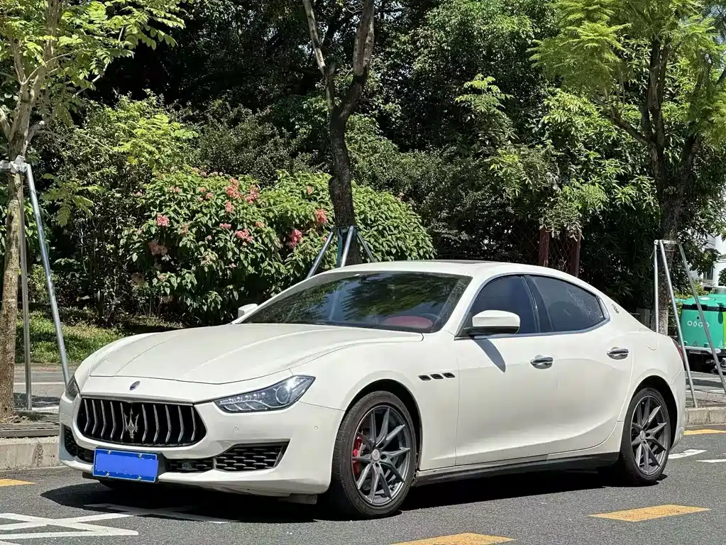 Maserati Ghibli — миниатюра 3