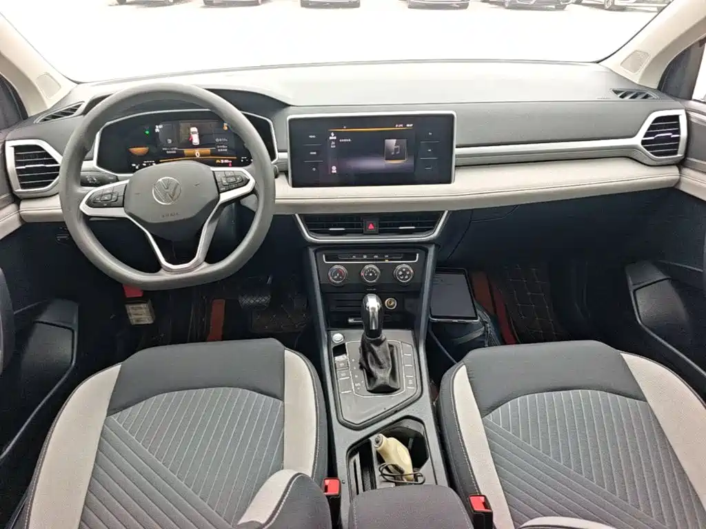 Volkswagen Tharu — миниатюра 10