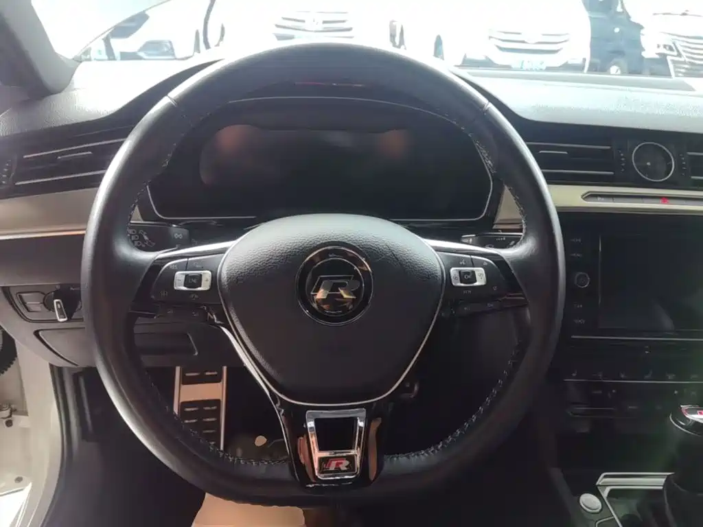 Volkswagen CC — миниатюра 11