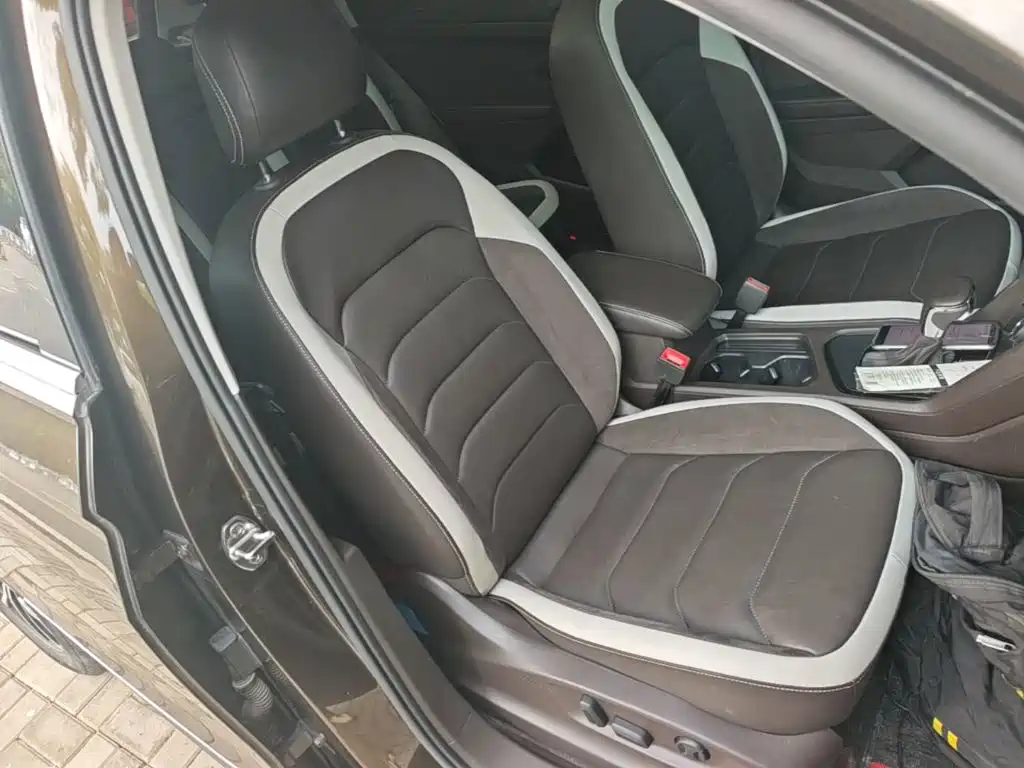 Volkswagen Tiguan L — миниатюра 25