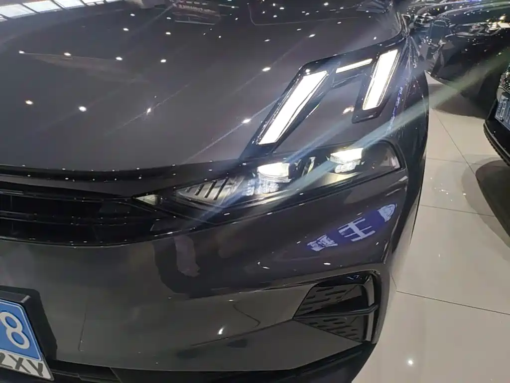 Lynk & Co 06 — миниатюра 24