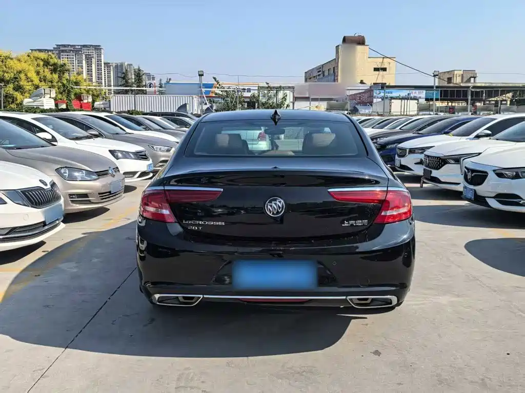 Buick LaCrosse — миниатюра 6