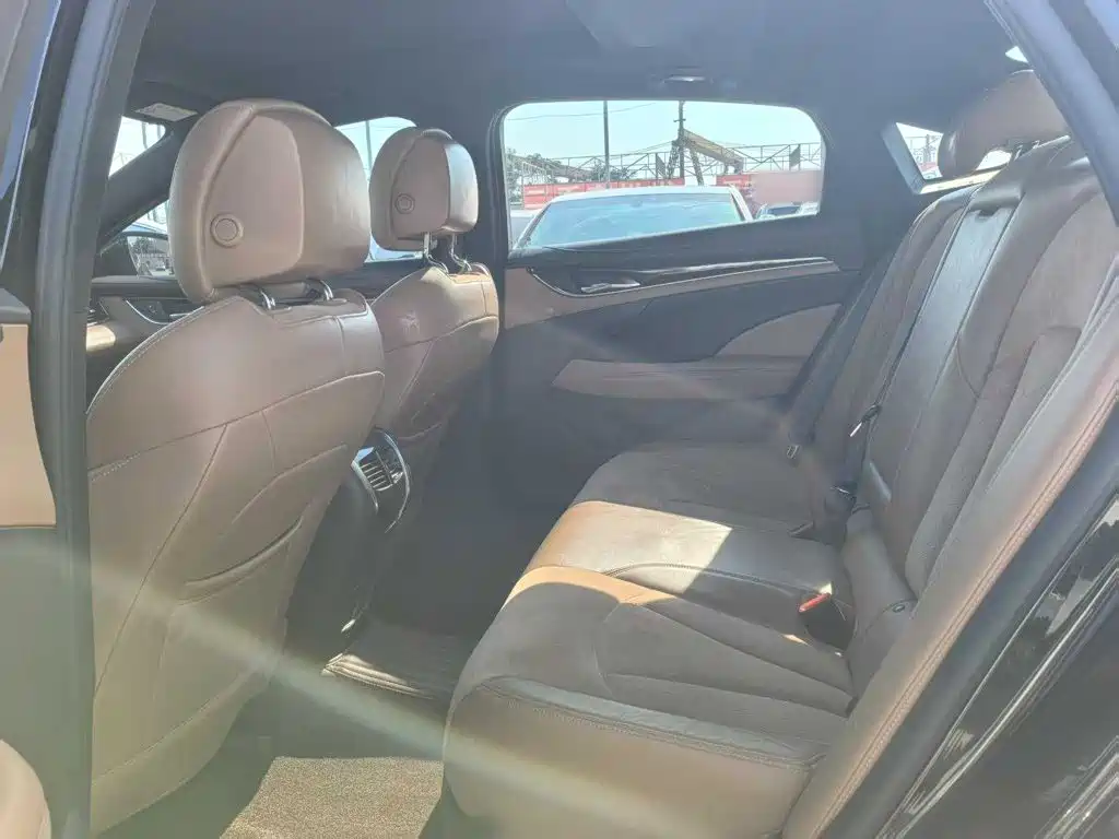 Buick LaCrosse — миниатюра 10