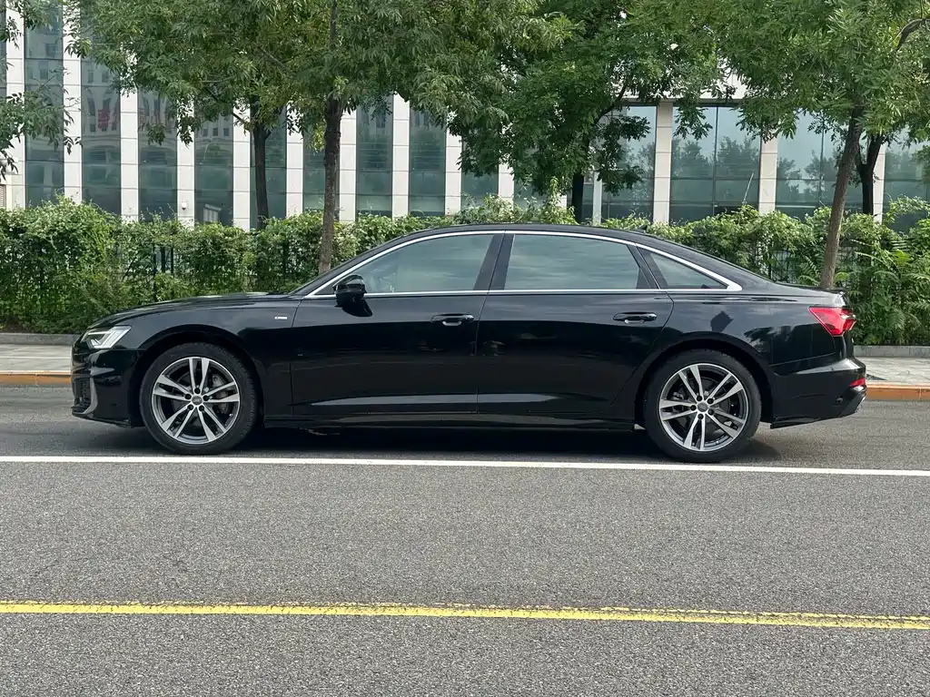 Audi A6L — миниатюра 4