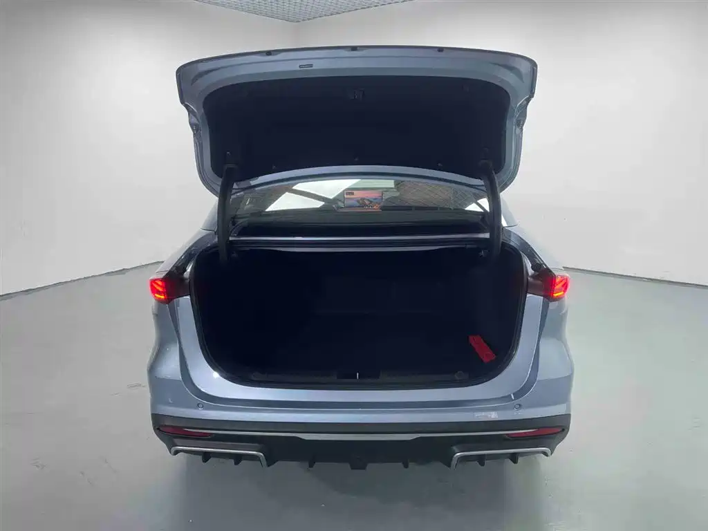 GEELY GALAXY GALAXY L6