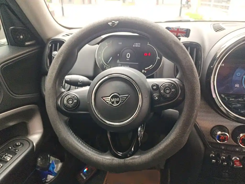 MINI Mini Countryman — миниатюра 11