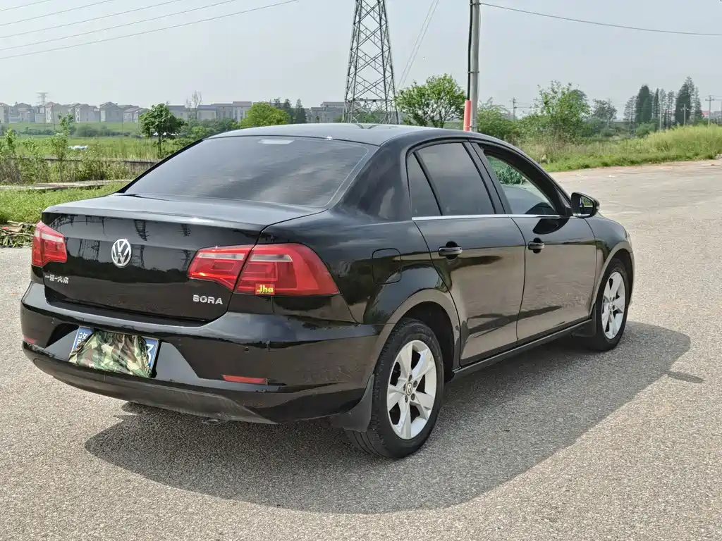 Volkswagen Bora — миниатюра 4