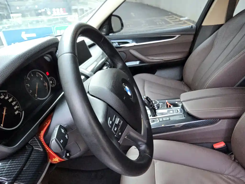 BMW X5 (Import) — миниатюра 20