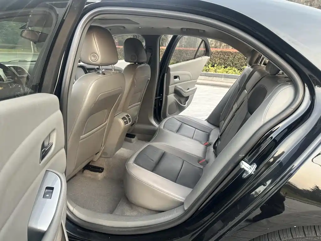 Chevrolet Malibu — миниатюра 11