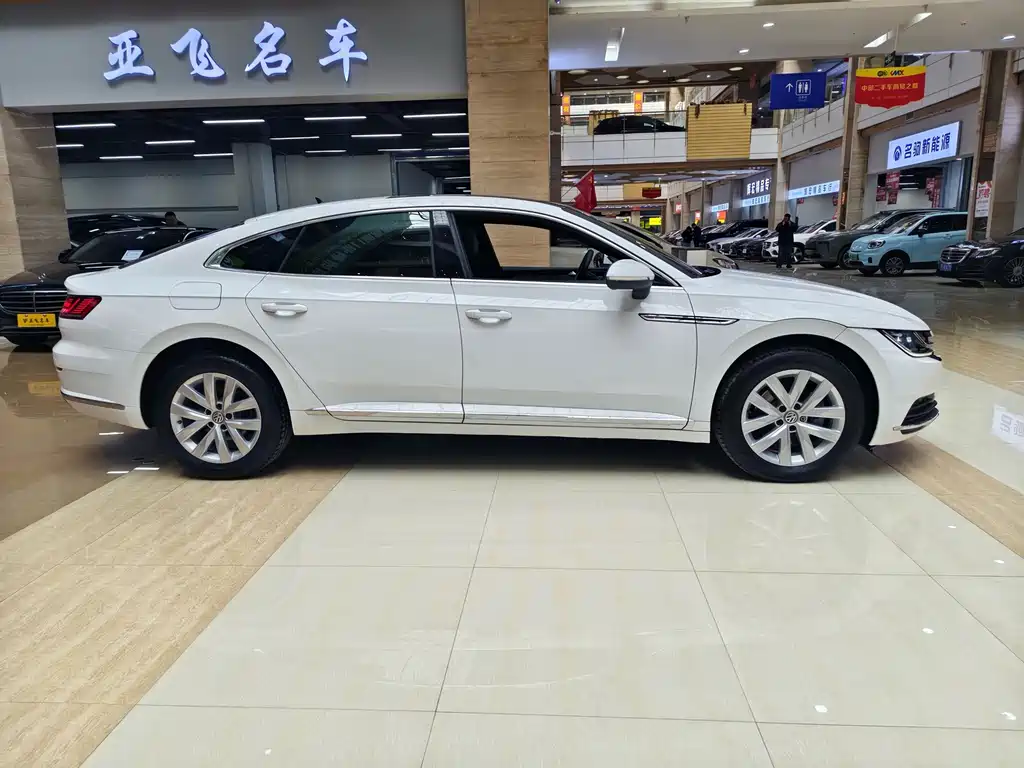 Volkswagen CC — миниатюра 4
