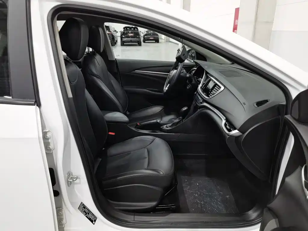 Buick Excelle — миниатюра 23