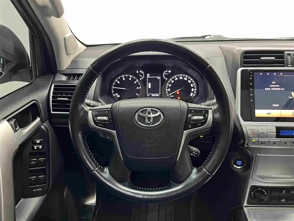 Toyota Prado — миниатюра 8