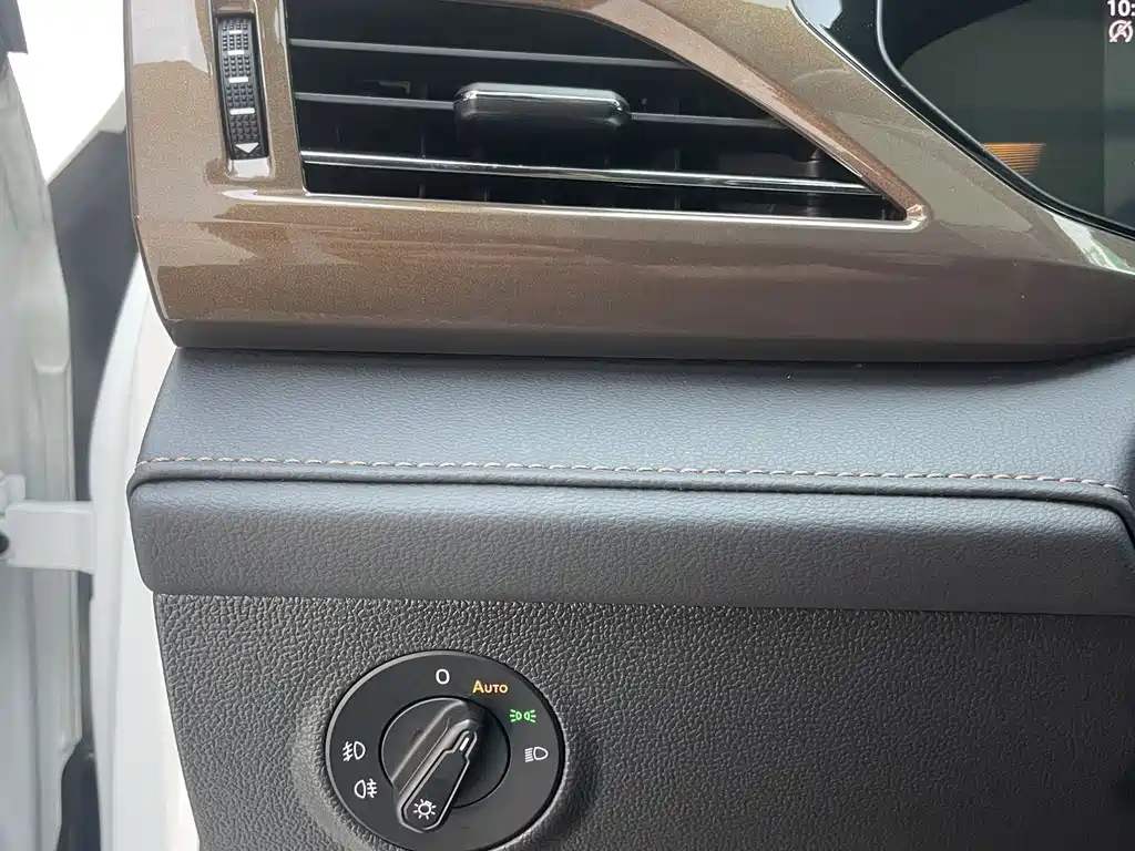 Volkswagen Tharu — миниатюра 14