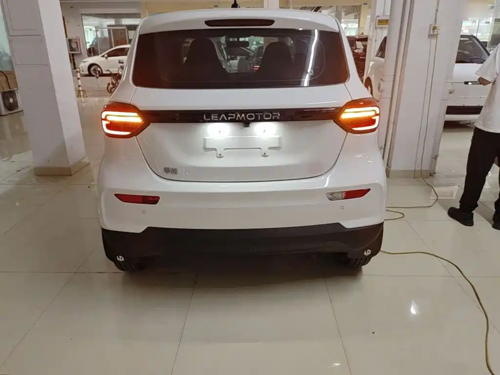 Leapmotor Leapmotor T03 — миниатюра 6