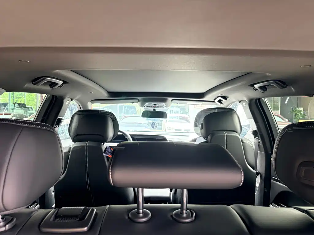 Cadillac XT5 — миниатюра 12