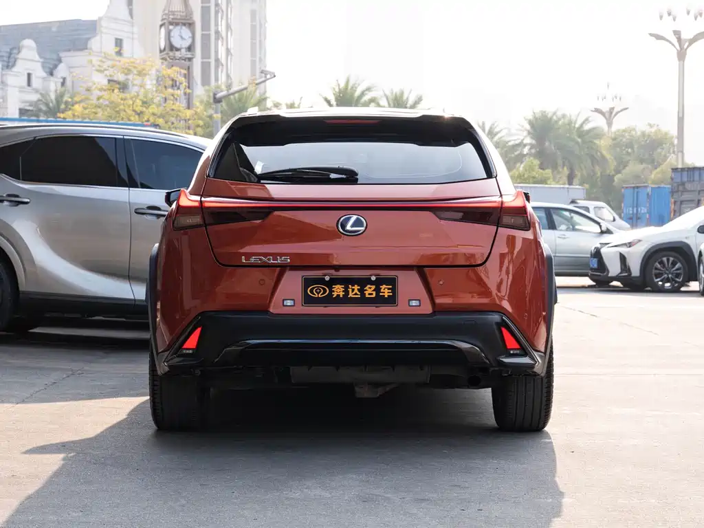 Lexus UX — миниатюра 5