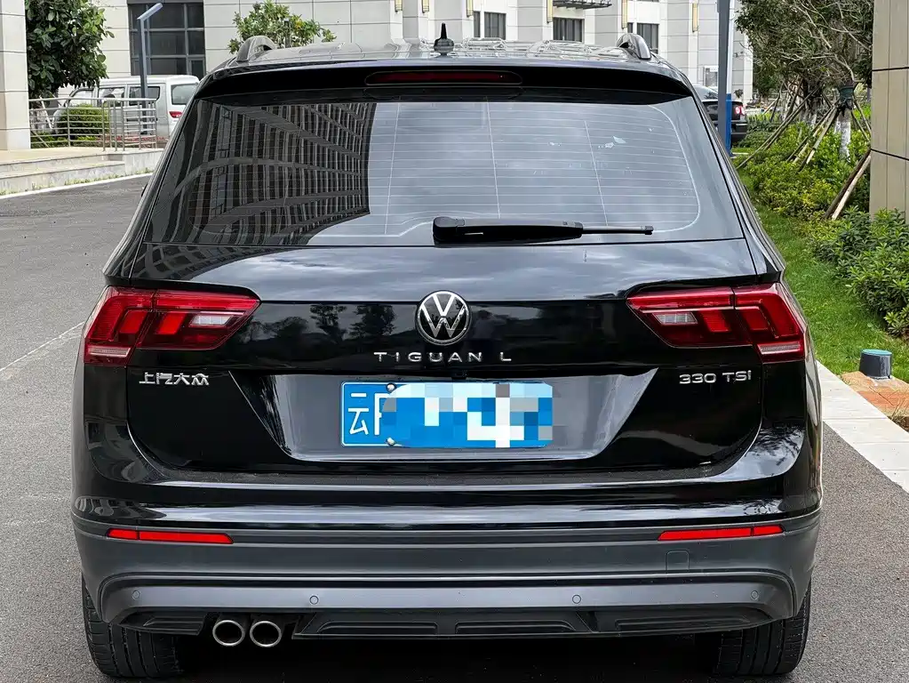 Volkswagen Tiguan L — миниатюра 2