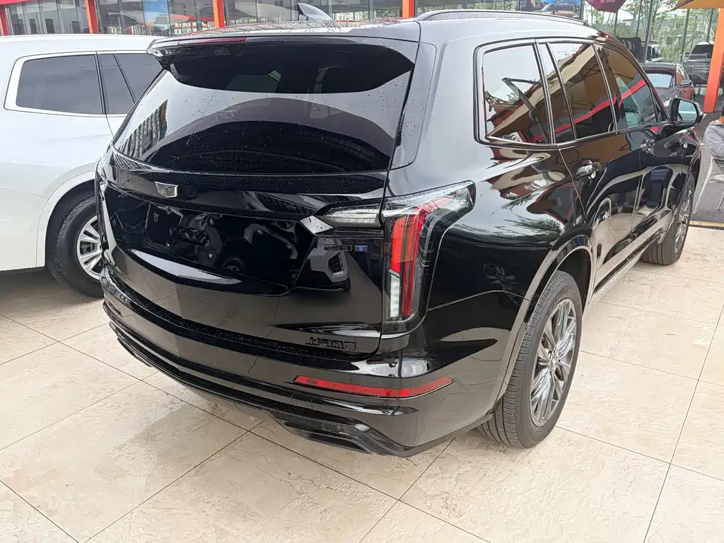 Cadillac XT6 — миниатюра 6