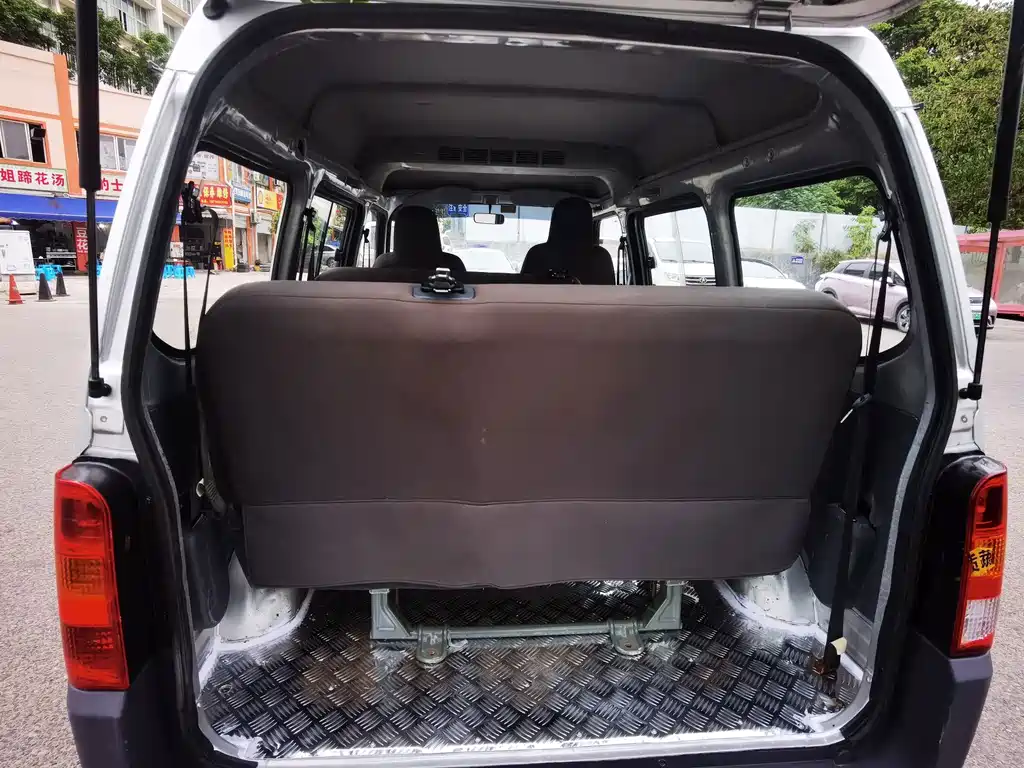 Wuling Zhiguang — миниатюра 11