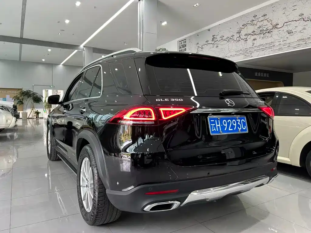 Mercedes-Benz GLE (Import) — миниатюра 7