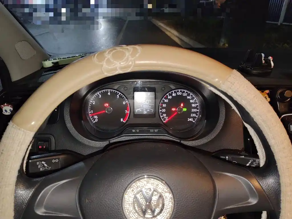 Volkswagen Polo — миниатюра 7