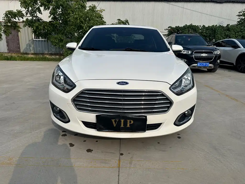 Ford Escort — миниатюра 2