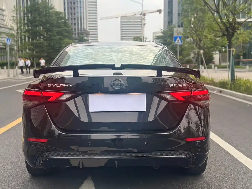 Nissan Sylphy — миниатюра 5
