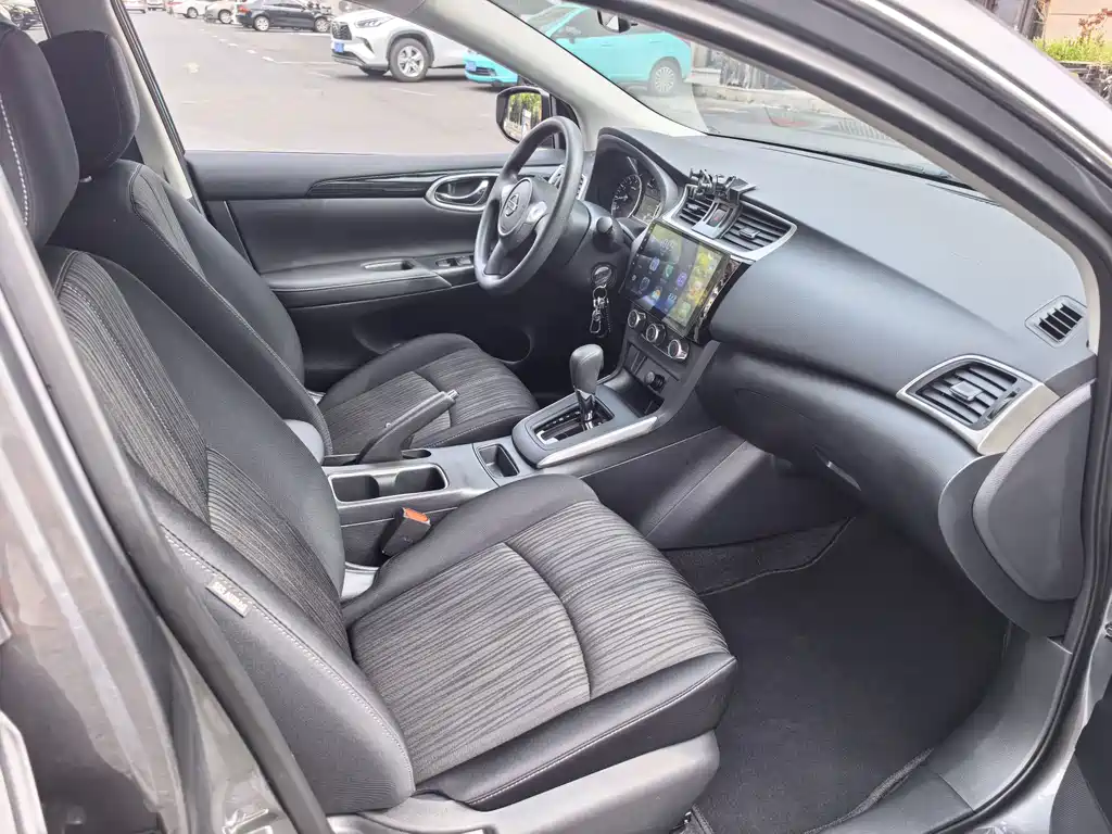 Nissan Sylphy — миниатюра 6