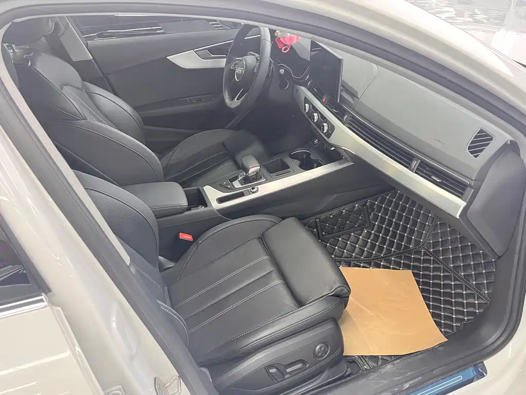 Audi A4L — миниатюра 11