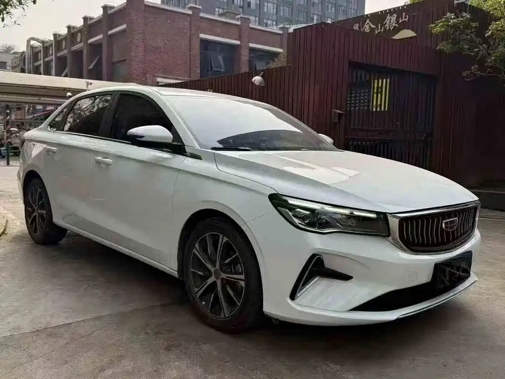 Geely Emgrand L — миниатюра 3