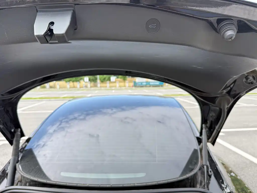 Tesla Model 3 — миниатюра 13