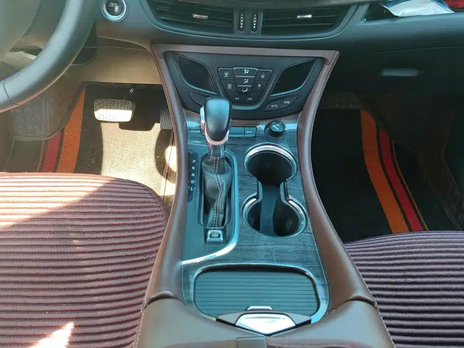Buick Envision Plus — миниатюра 16