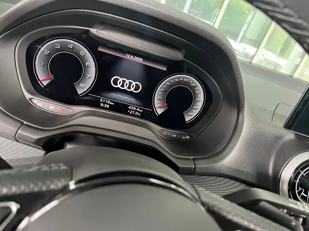 Audi Q2L — миниатюра 6