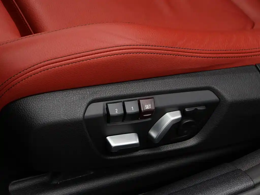 BMW 3 Series — миниатюра 4