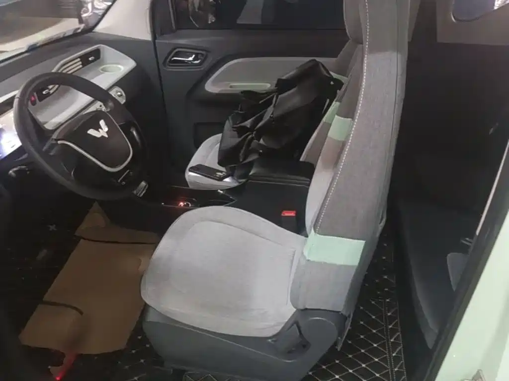 Wuling MINIEV — миниатюра 15