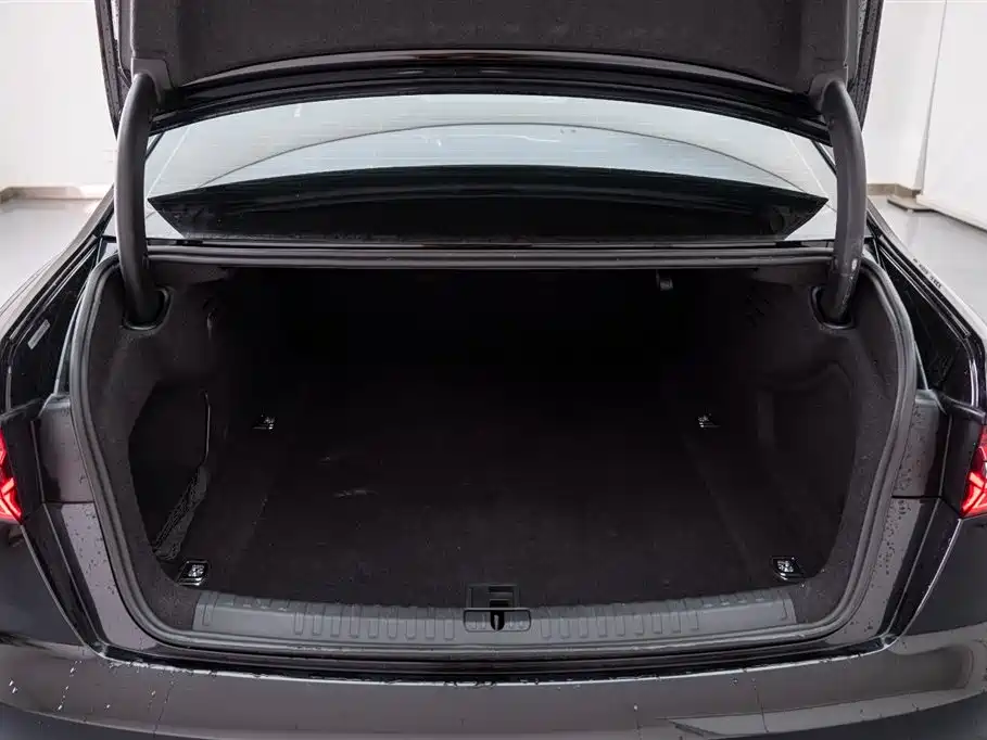 Audi A6L 2023 45 TFSI quattro