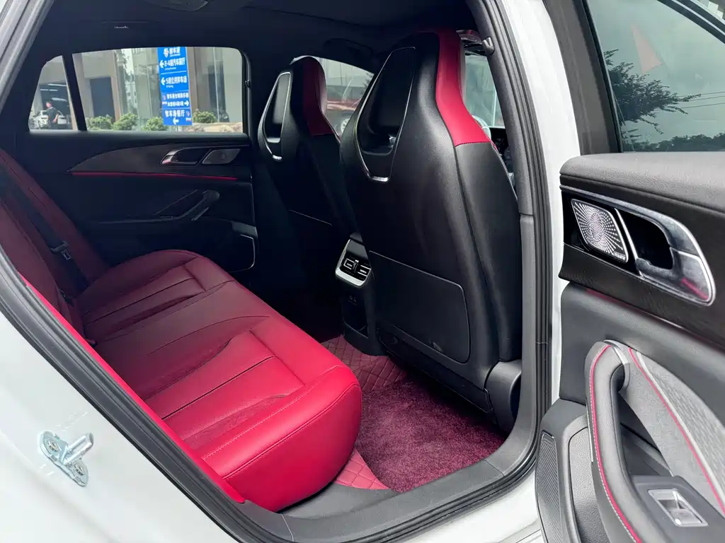 Hongqi Hongqi H6 — миниатюра 12