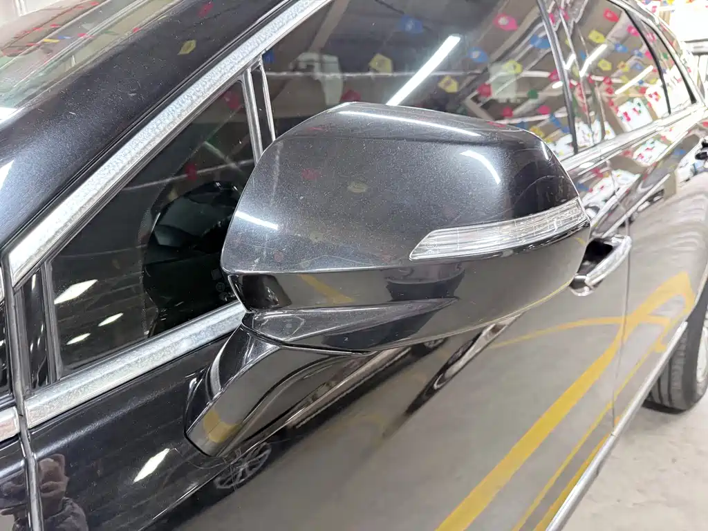 Cadillac XT5 — миниатюра 5