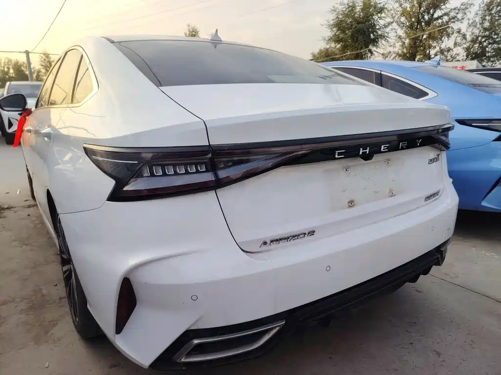 CHERY ARRIZO 8