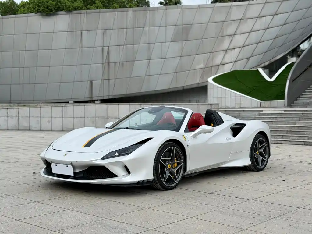 Ferrari F8