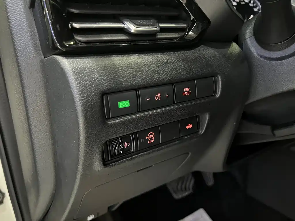 Nissan Sylphy — миниатюра 18