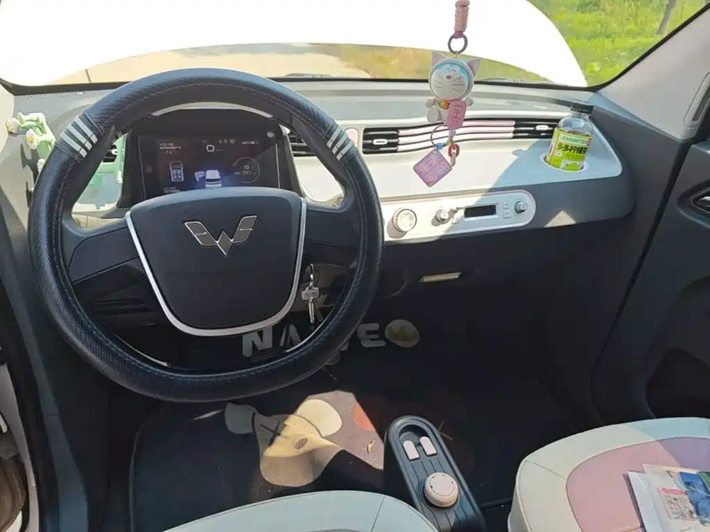 Wuling MINIEV — миниатюра 11