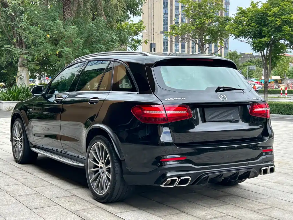 Mercedes-Benz GLC AMG — миниатюра 4