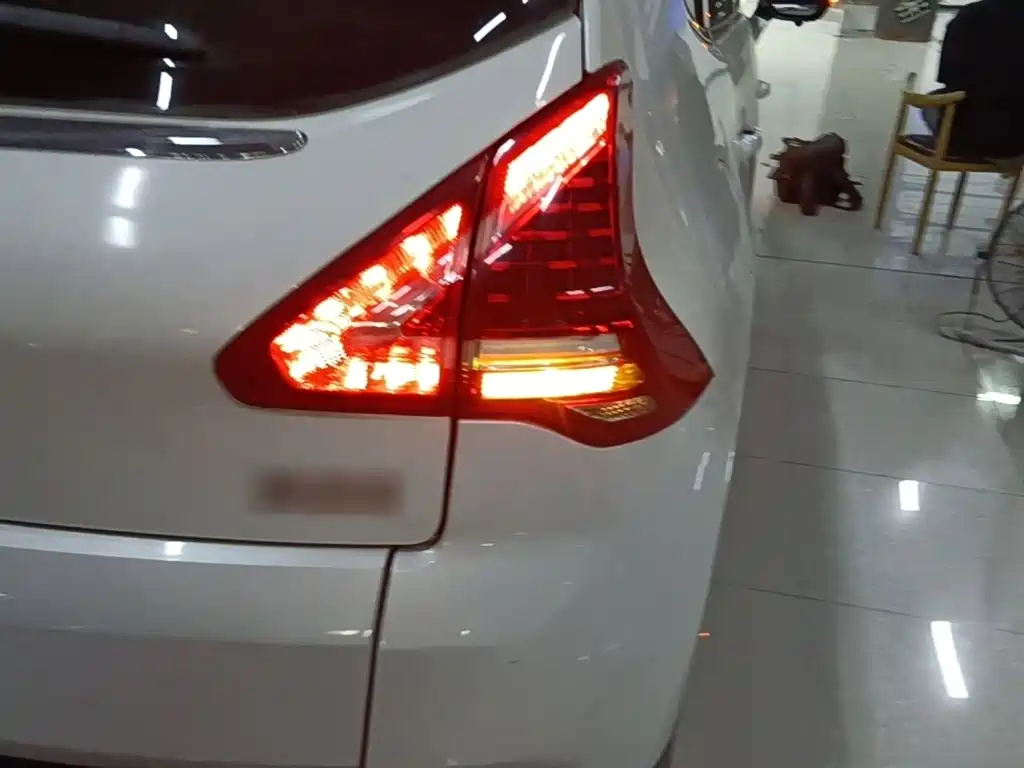 Peugeot 3008 — миниатюра 8
