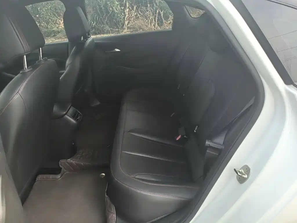 Buick Verano — миниатюра 17