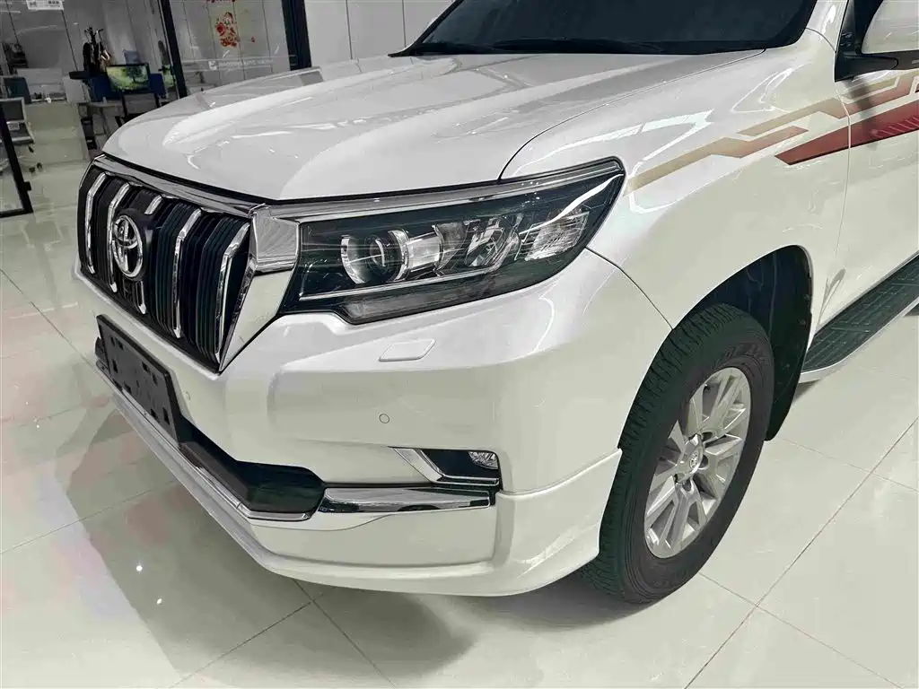 Toyota Prado — миниатюра 3
