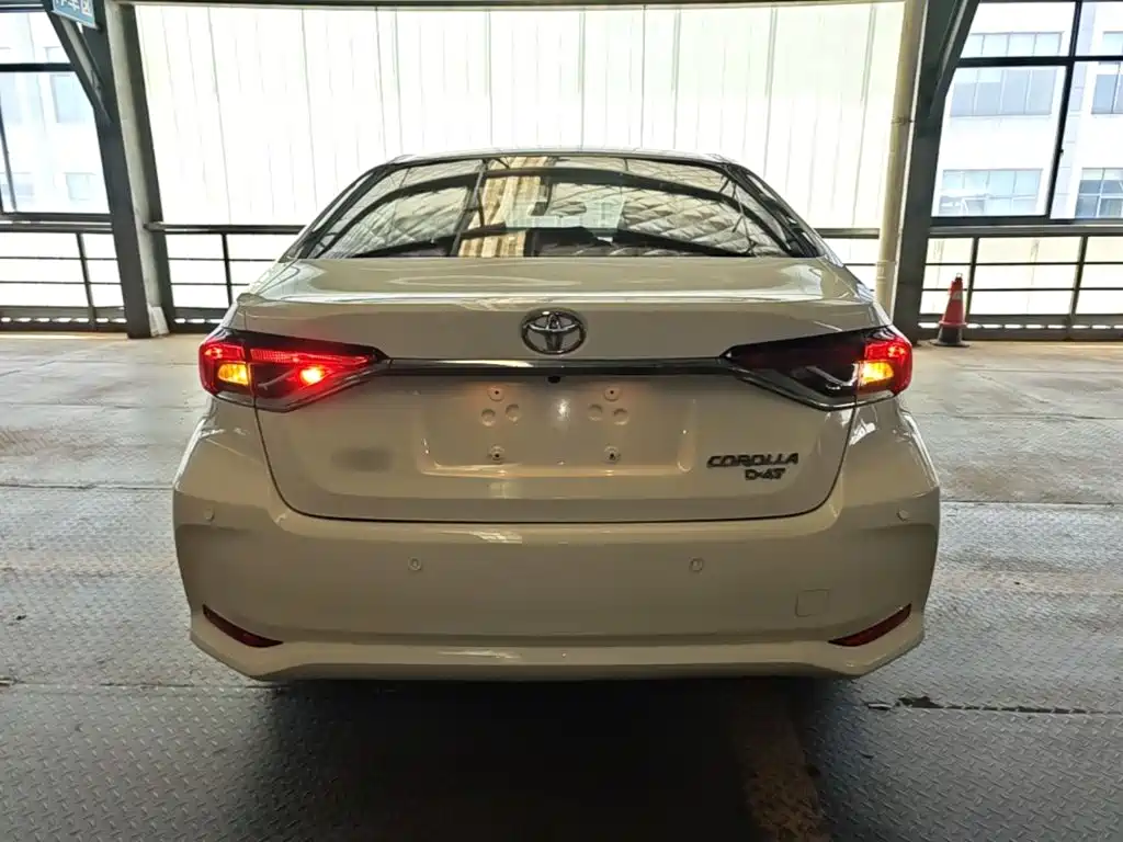 Toyota Corolla — миниатюра 6