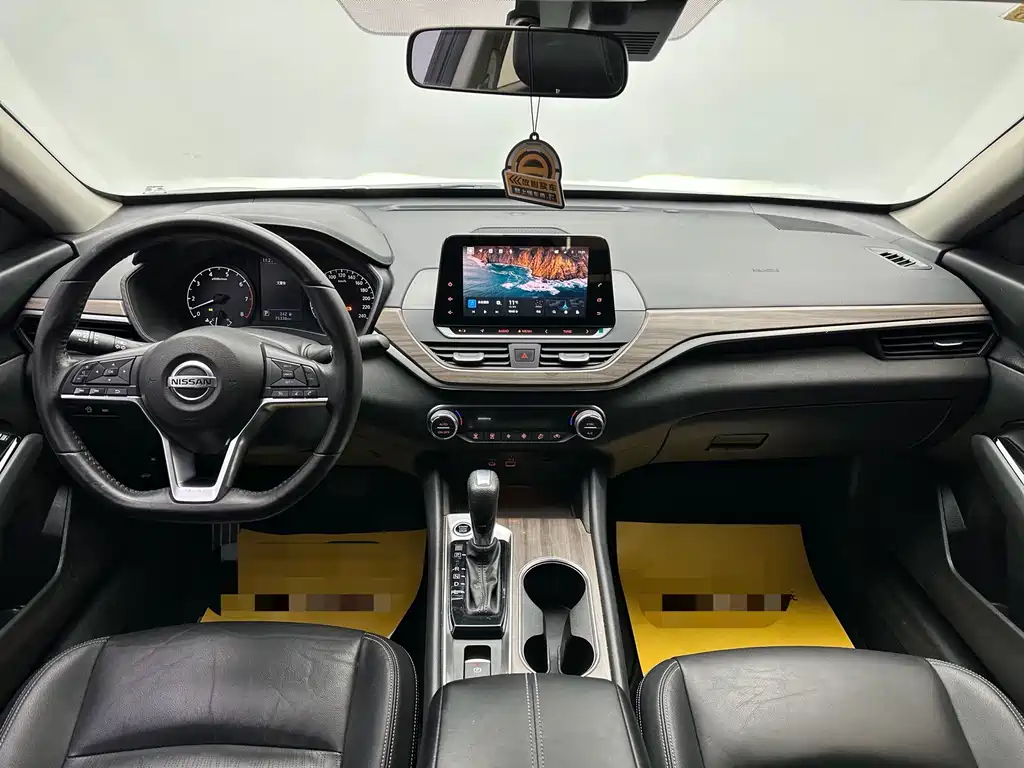 Nissan Teana — миниатюра 7