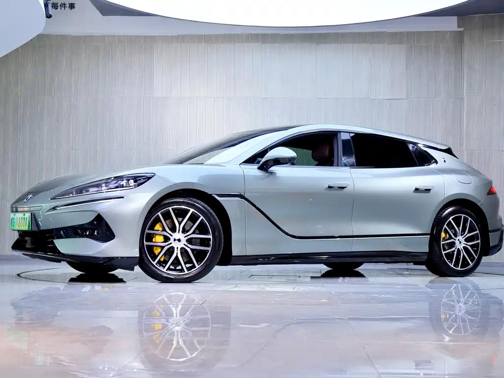 Denza Z9GT