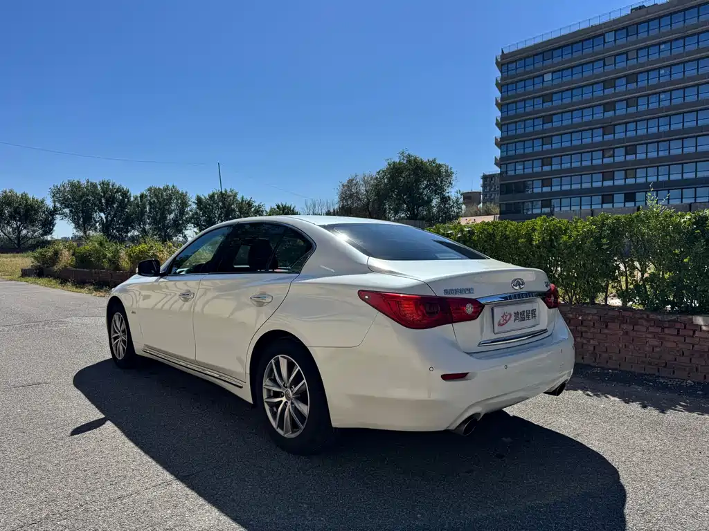 Infiniti Q50L — миниатюра 6